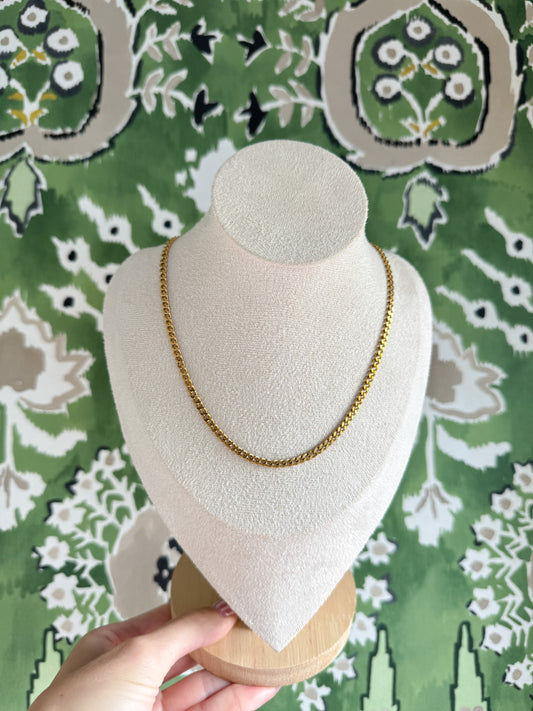 No. 5 — Classic Medium Curb Chain Necklace