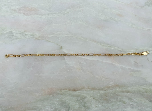 No. 8 — Alternated Paperclip Bracelet