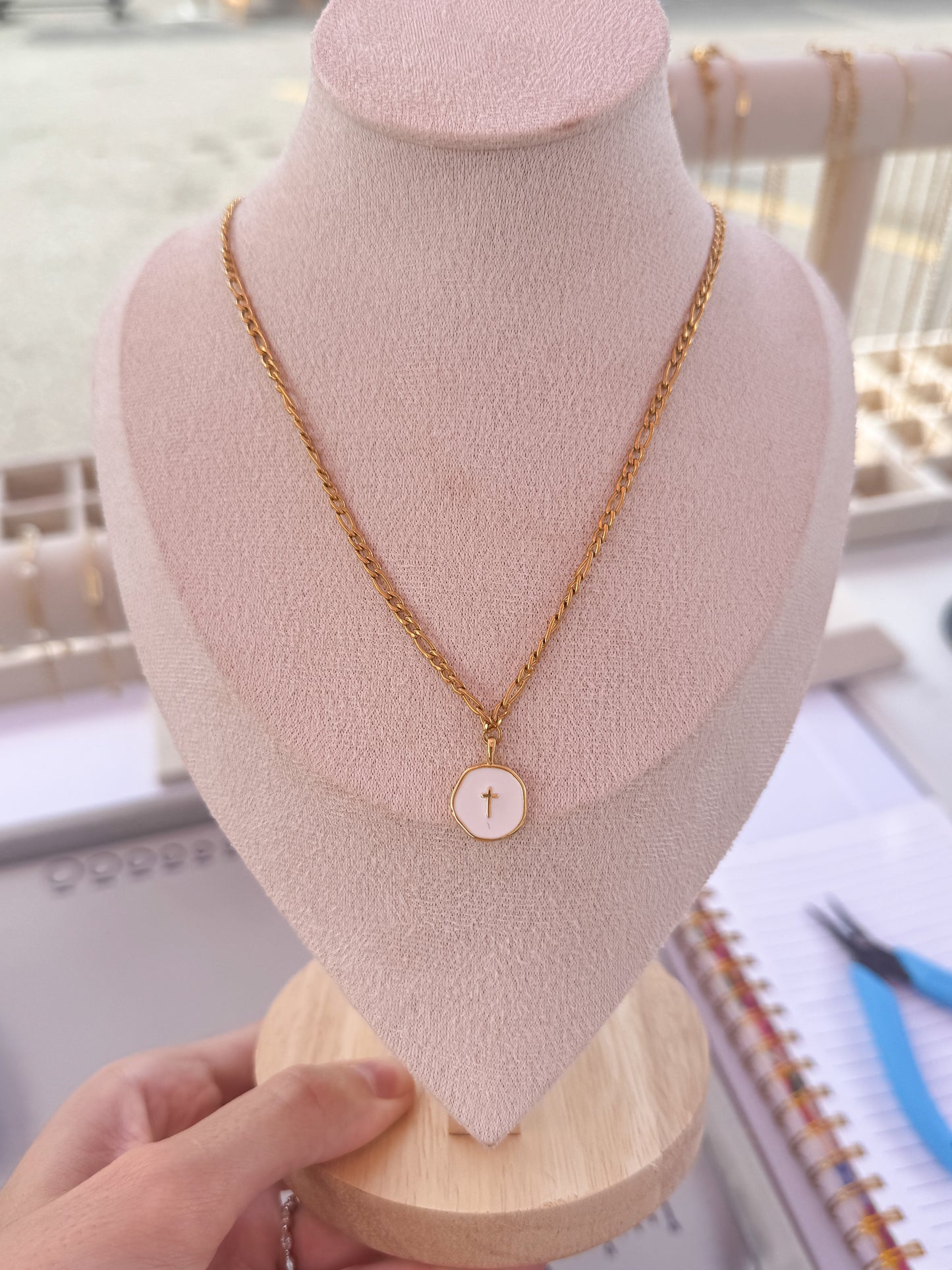 No. 3 — Fine Figaro Necklace