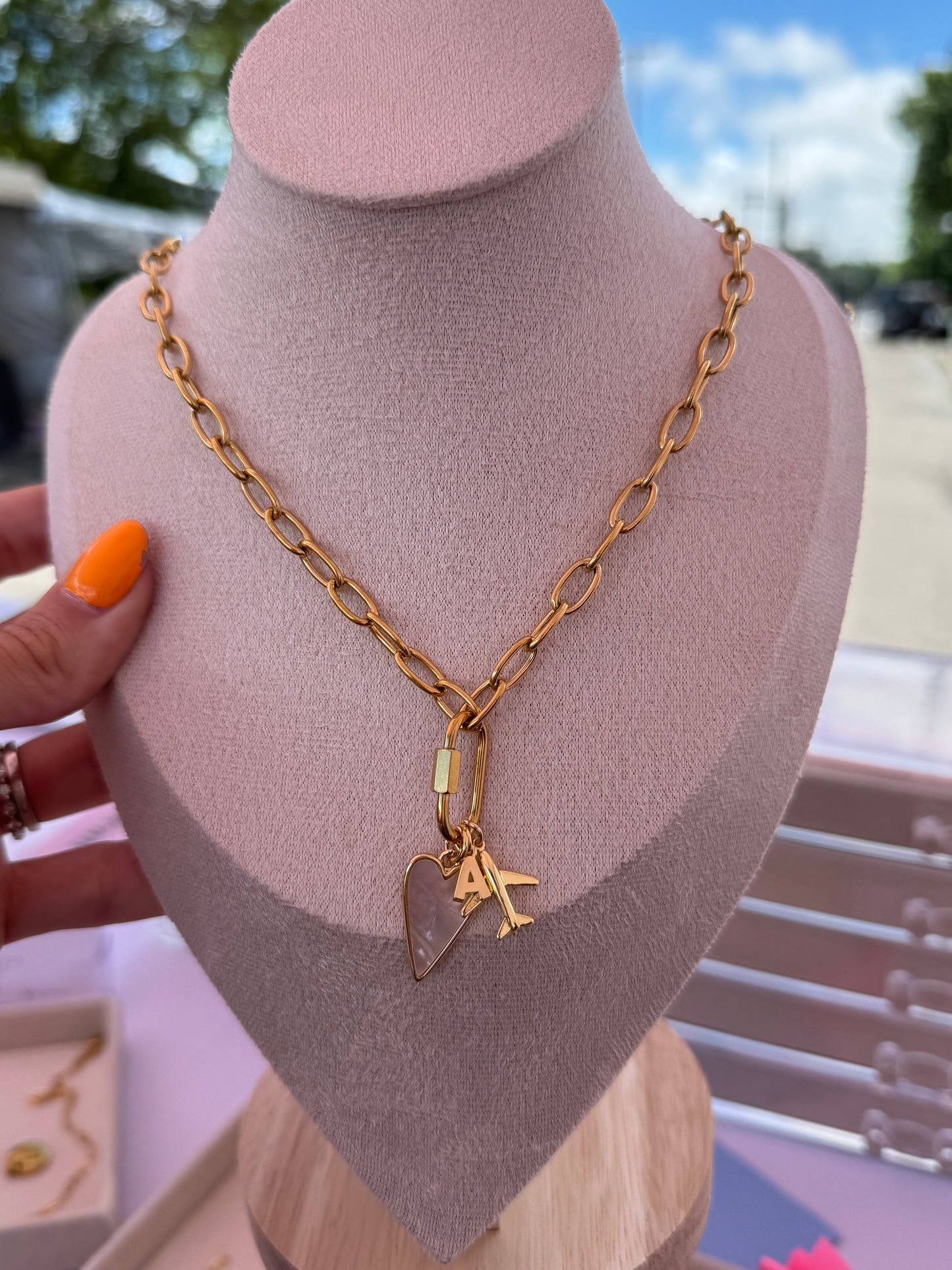 No. 7 — Medium Modern Oval Link Necklace