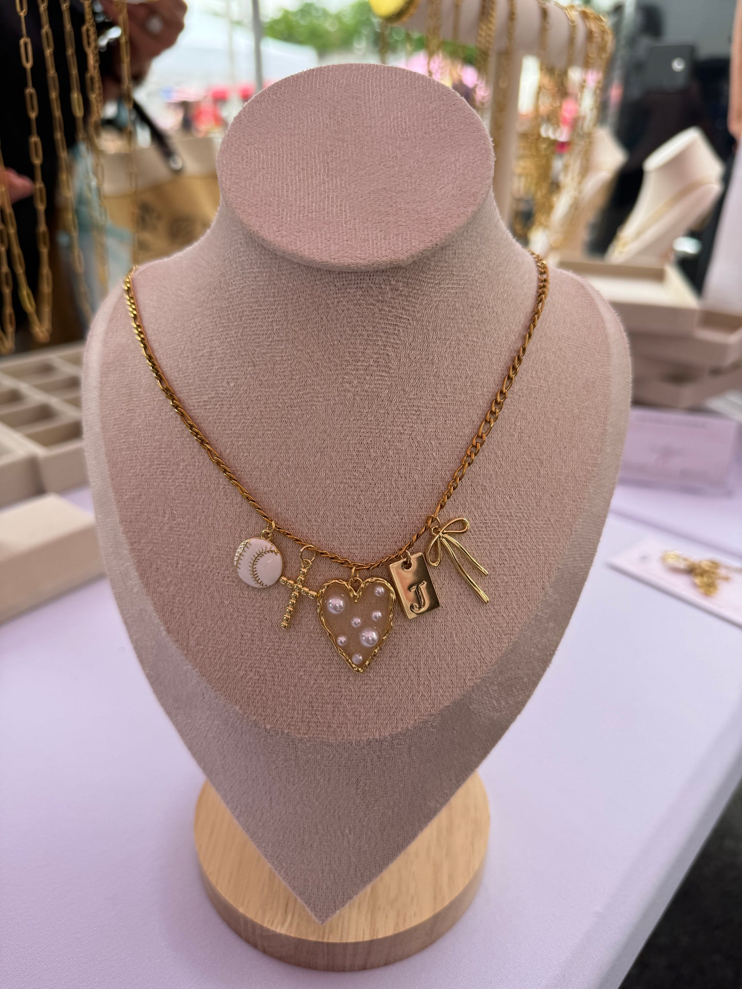 Pearl Studded Heart